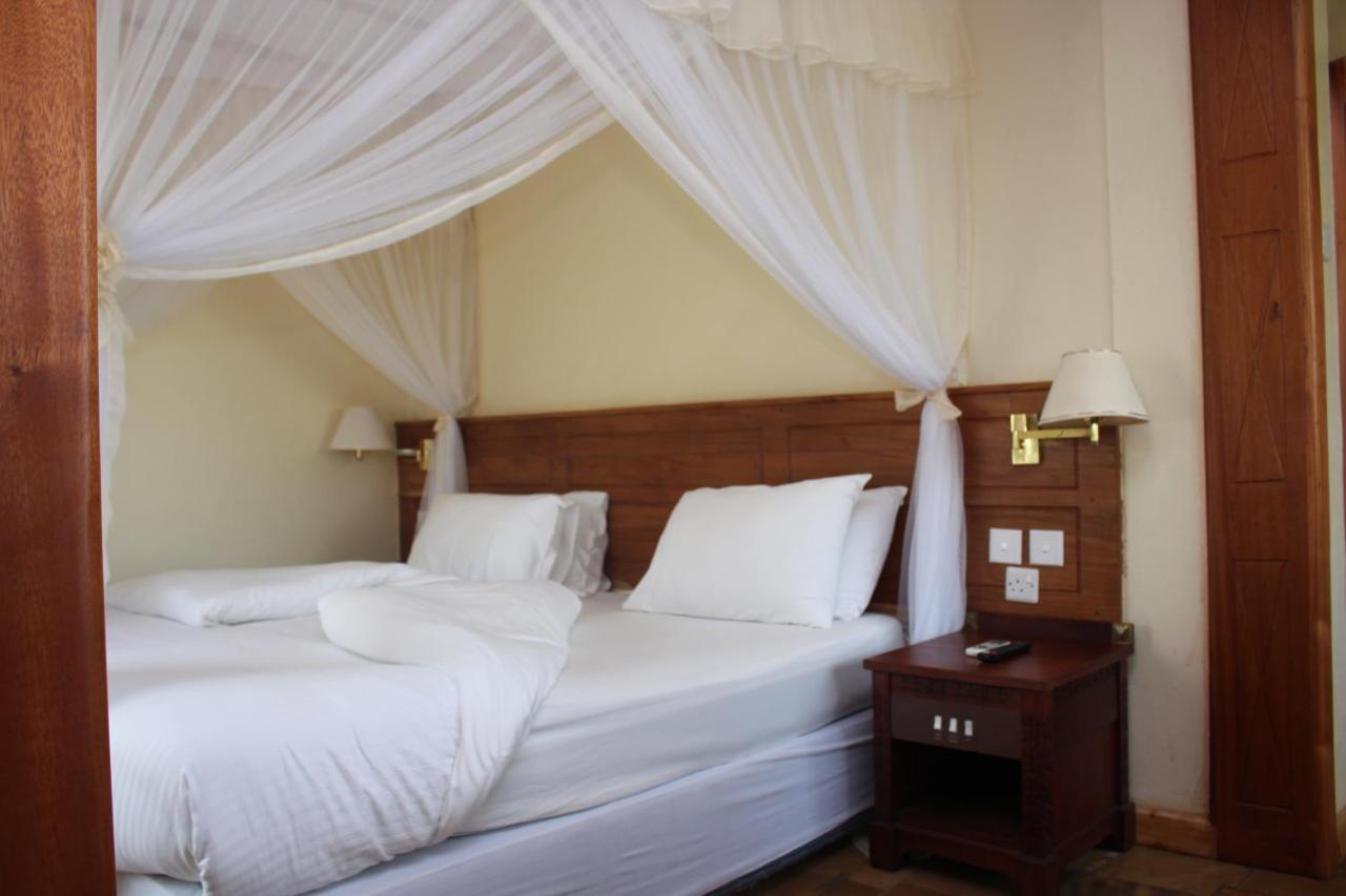 Afrika Lodges Voi Екстер'єр фото